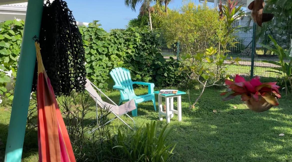 Gite Cajou Dans Jardin Tropical Ventile A Sainte-Anne Exterior photo